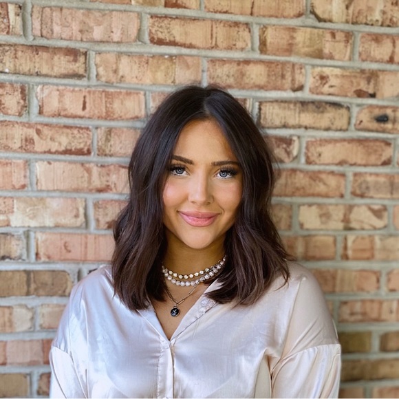 Meet your Posher, Devynn - Picture 1 of 1